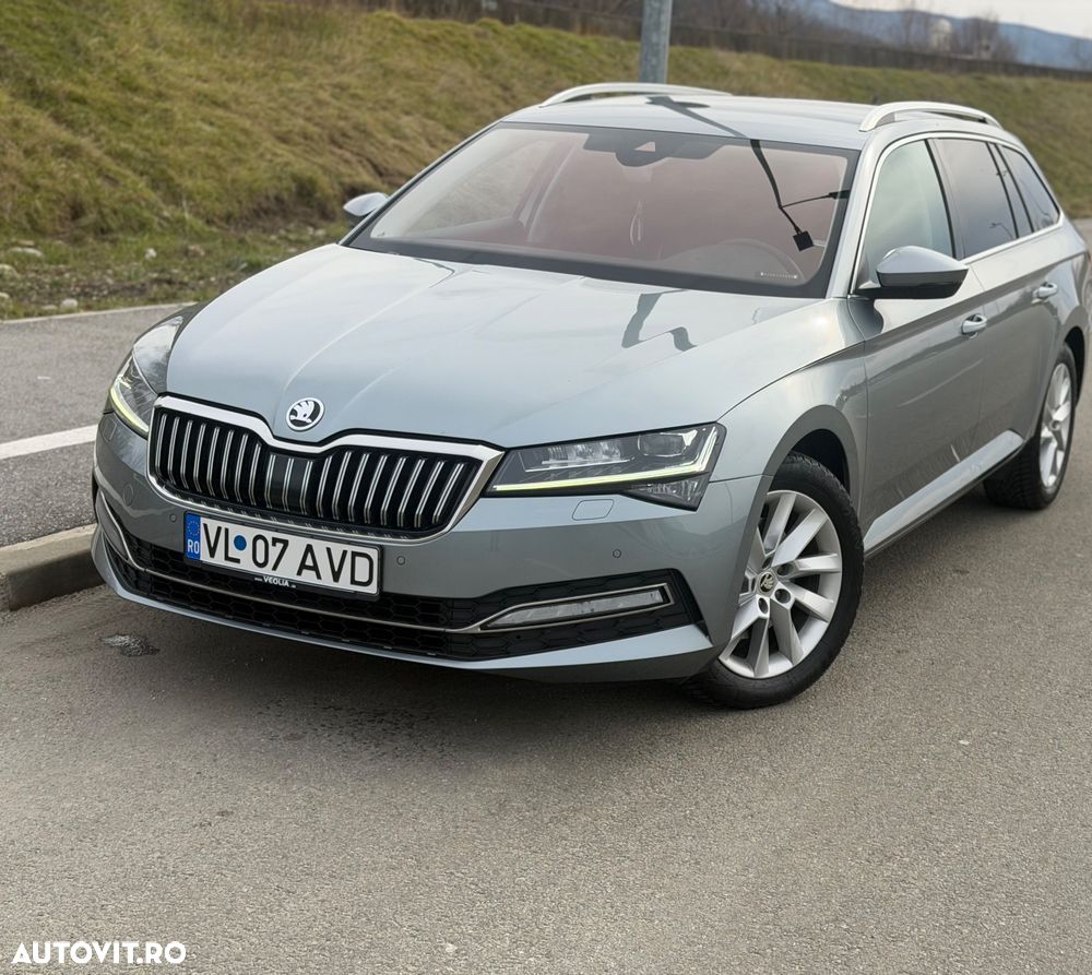 Skoda Superb 2.0 TDI DSG Premium Edition - 1