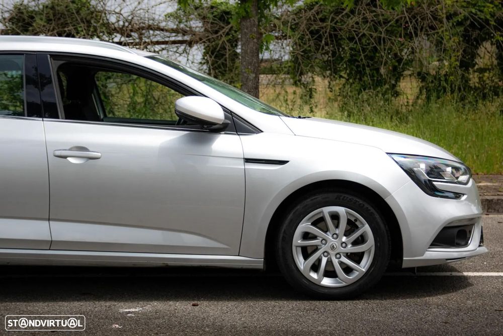 Renault Mégane Sport Tourer BLUE dCi 115 EDC BUSINESS EDITION - 23