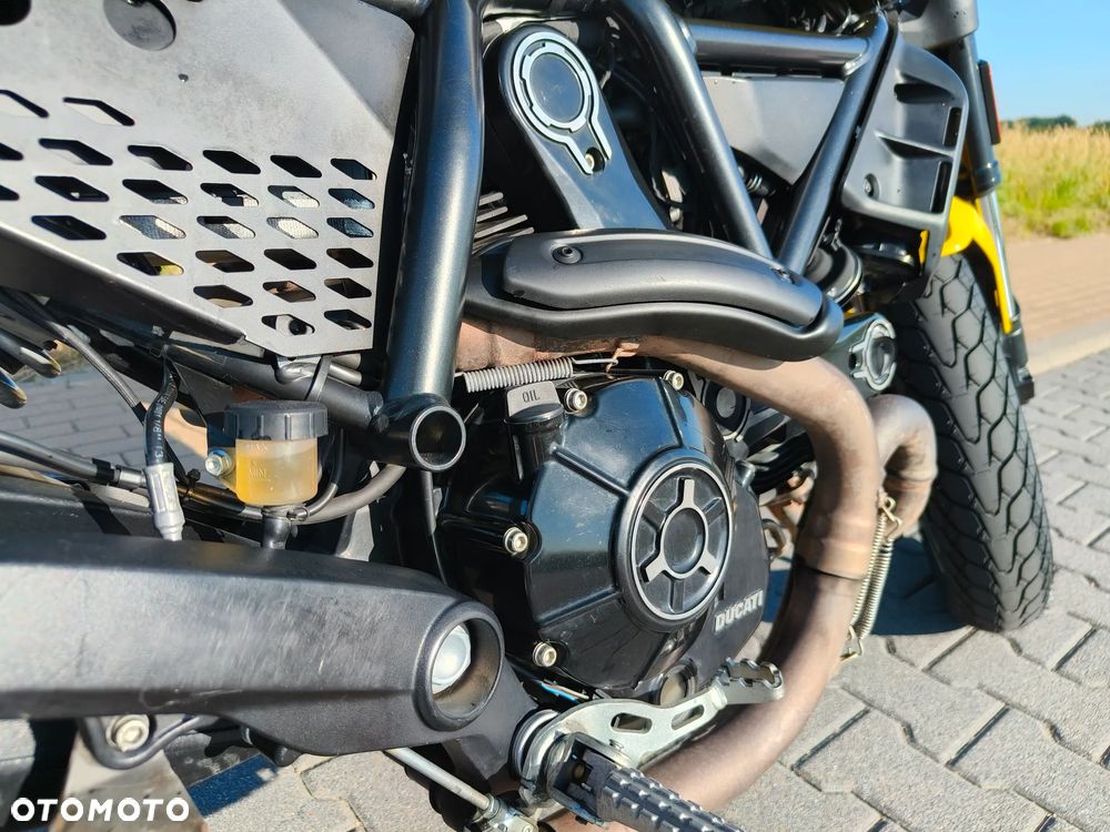 Ducati Scrambler - 11