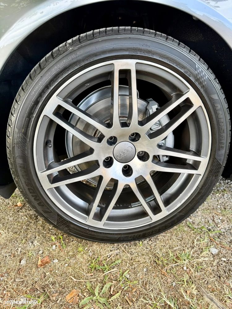 Audi A4 Avant 2.0 TDi Business Line Sport - 7