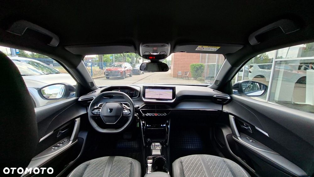 Peugeot 2008 - 12