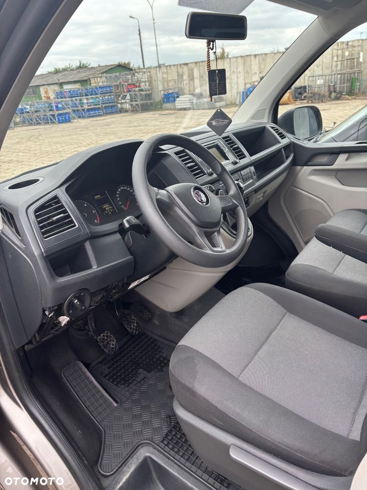 Volkswagen Transporter - 6