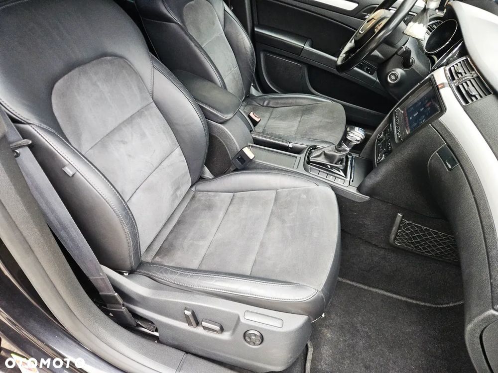 Skoda Superb 2.0 TDI Platinum DSG - 8