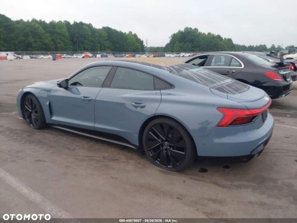 Audi e-tron GT - 7