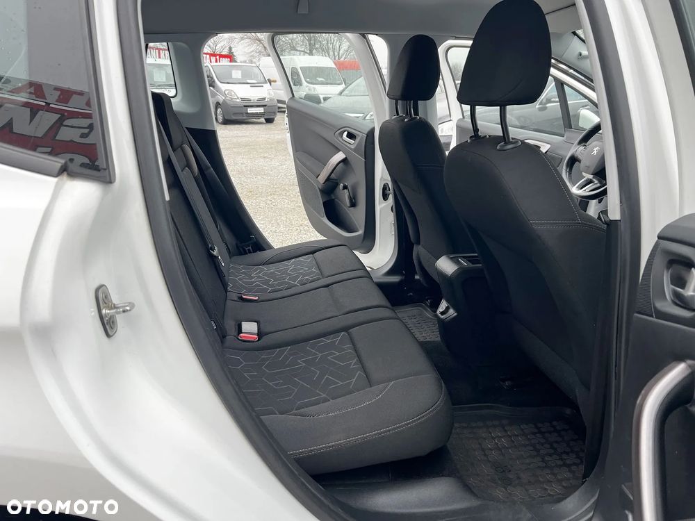 Peugeot 2008 1.6 BlueHDi Active - 12