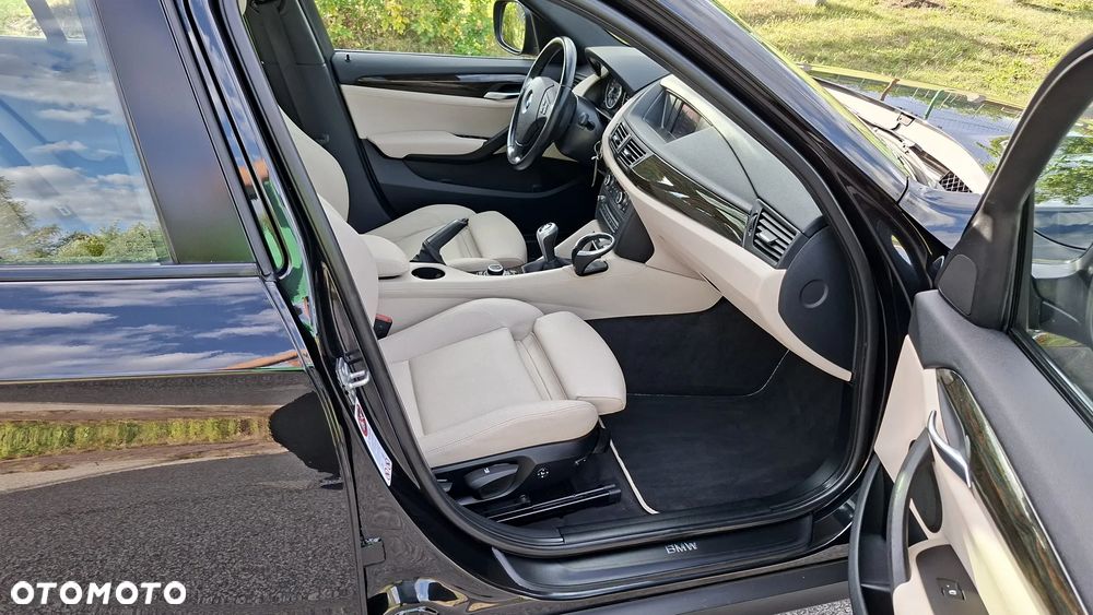 BMW X1 sDrive20d - 28