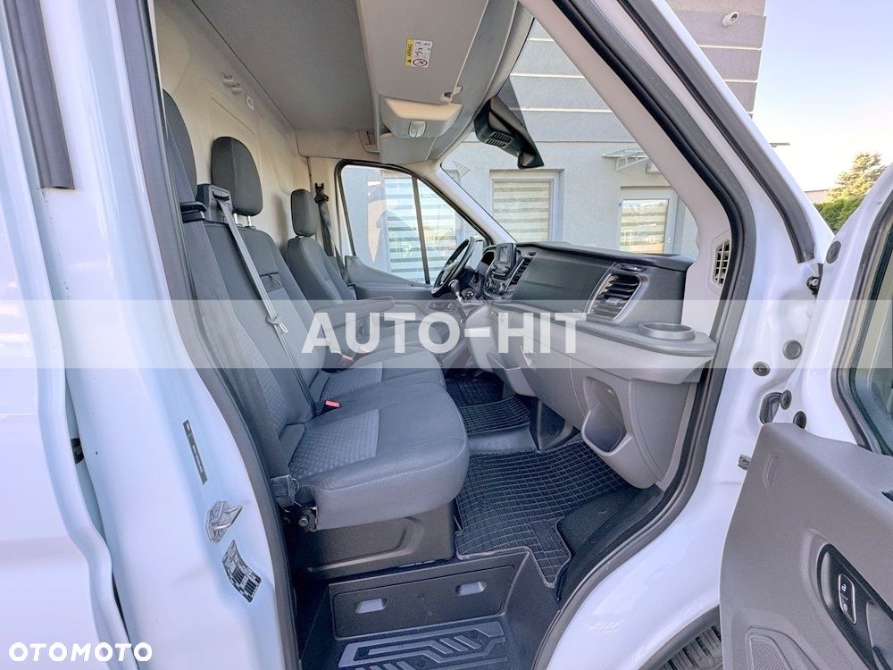 Ford Transit - 20