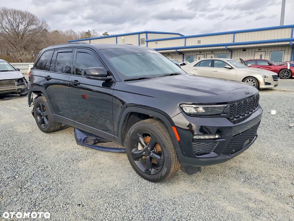 Jeep Grand Cherokee - 4