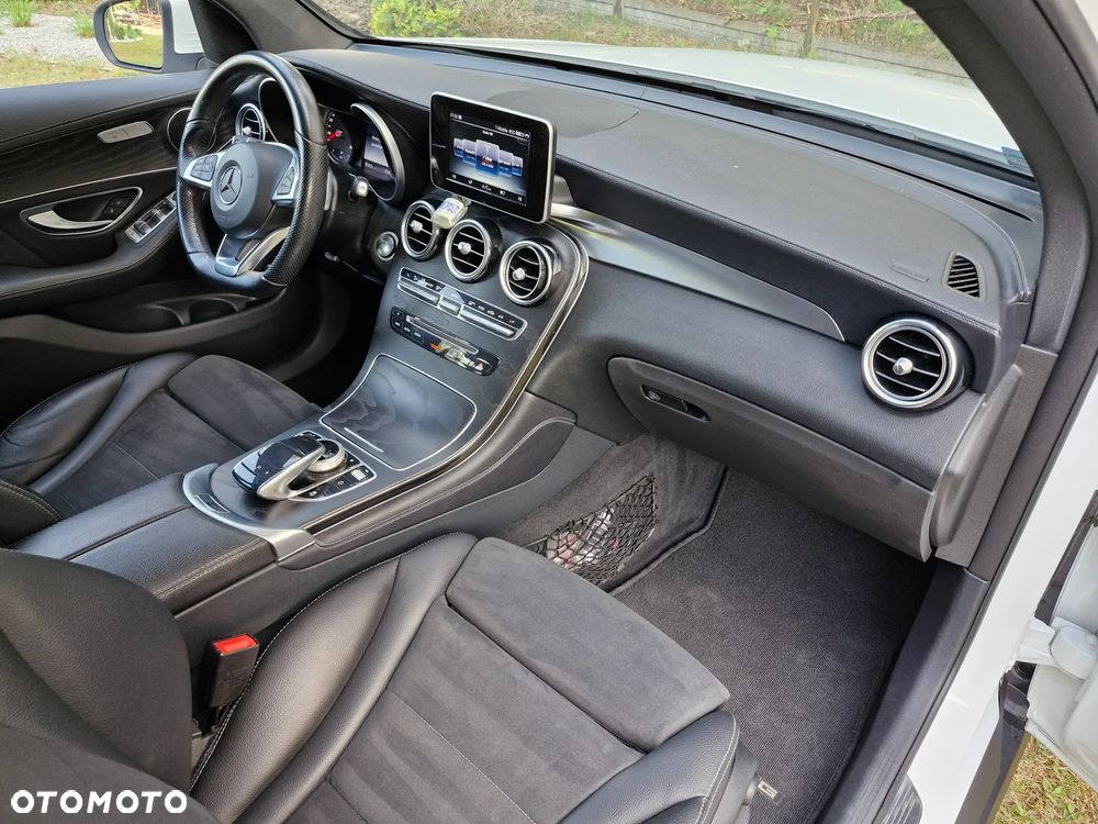 Mercedes-Benz GLC - 7