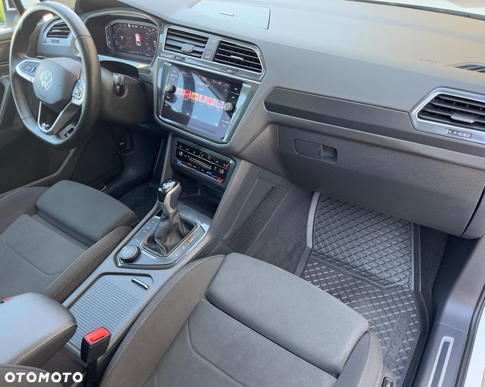 Volkswagen Tiguan 2.0 TDI SCR 4Mot Elegance DSG - 22