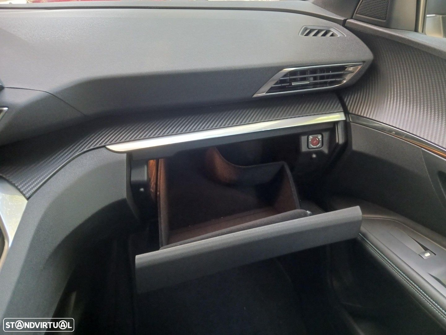 Peugeot 3008 1.5 BlueHDi Allure Pack EAT8 - 22