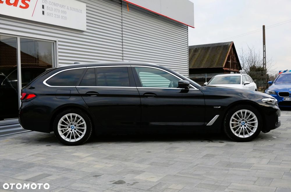 BMW Seria 5 520e Luxury Line - 7