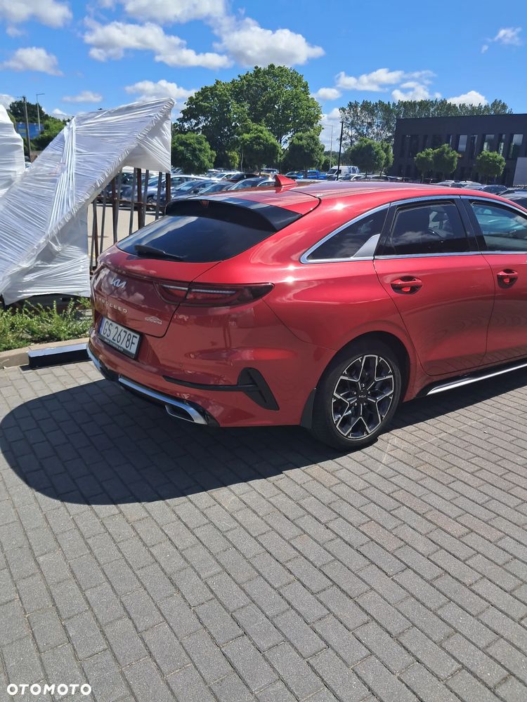 Kia ProCeed - 8