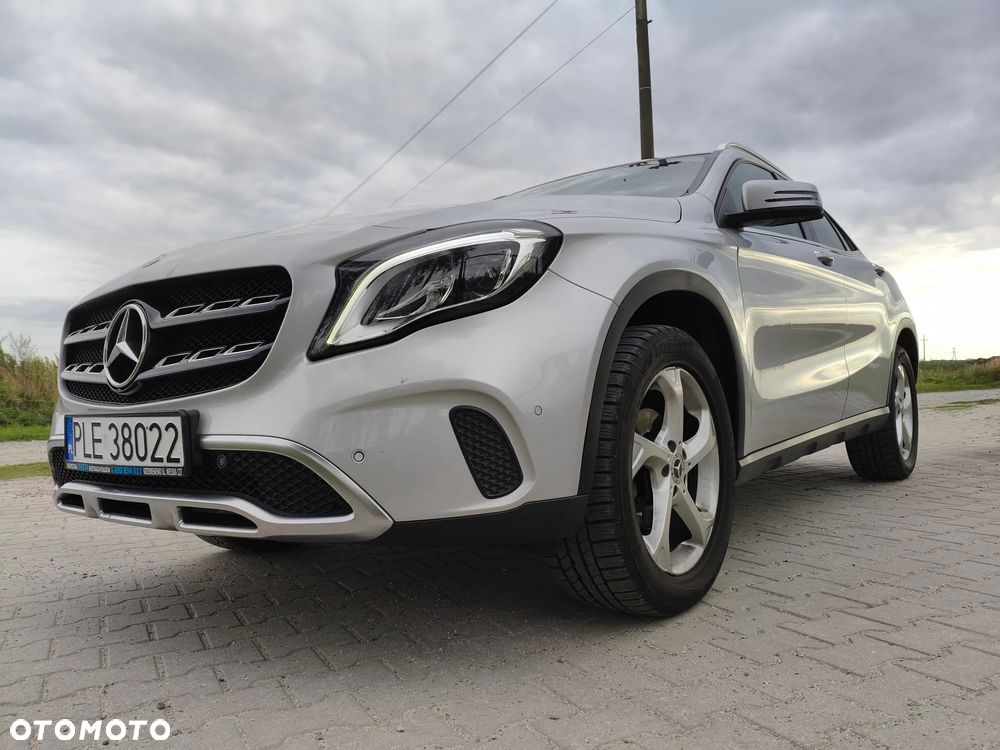 Mercedes-Benz GLA 200 d 7G-DCT Style - 2