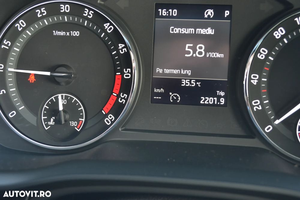 Skoda Octavia 2.0 TDI DSG Tour - 19