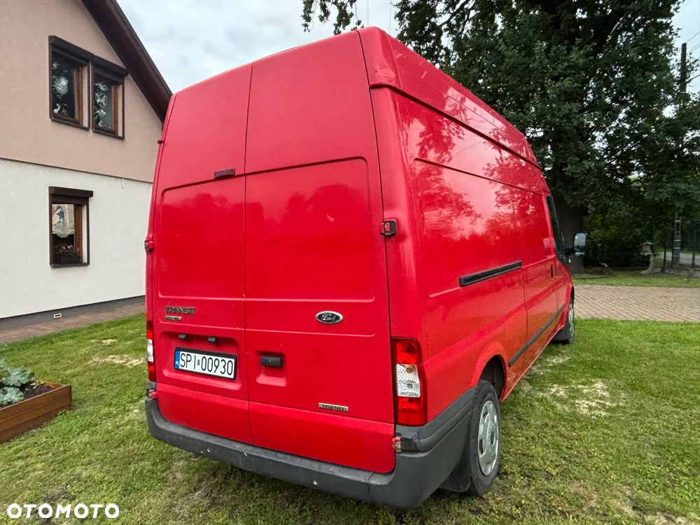Ford Transit - 12
