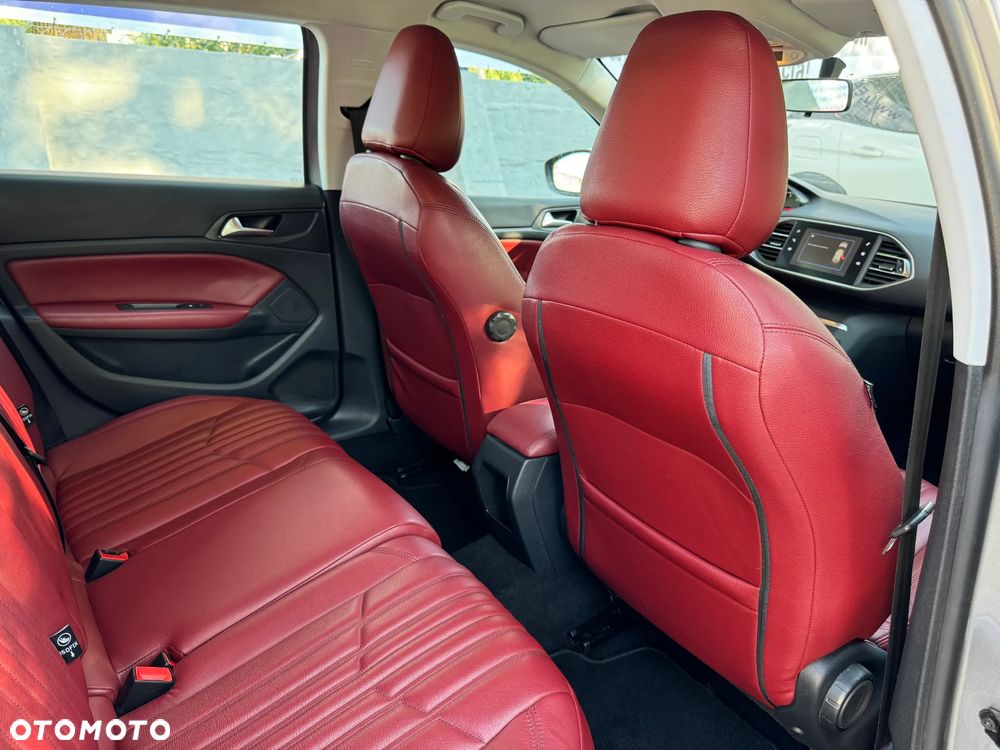 Peugeot 308 BlueHDi FAP 130 Stop & Start Active Pack - 25