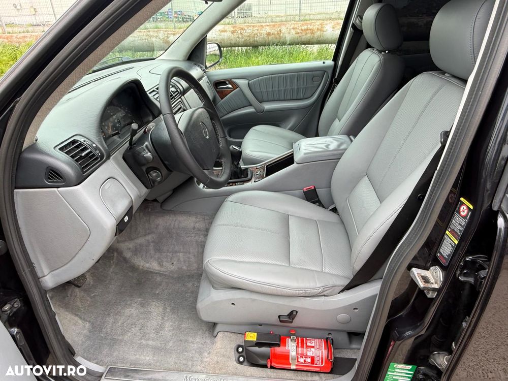 Mercedes-Benz ML 270 CDI - 16