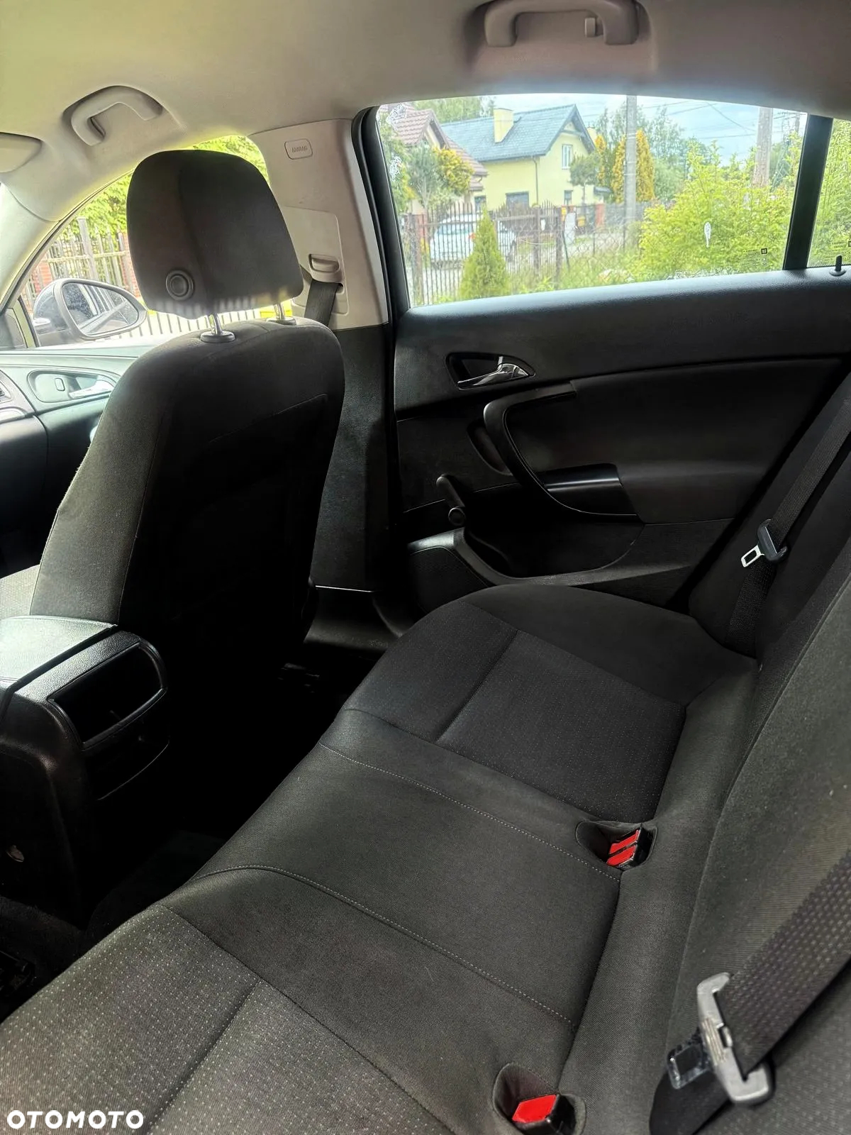 Opel Insignia 2.0 CDTI - 11