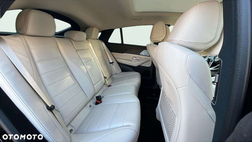 Mercedes-Benz GLE - 26