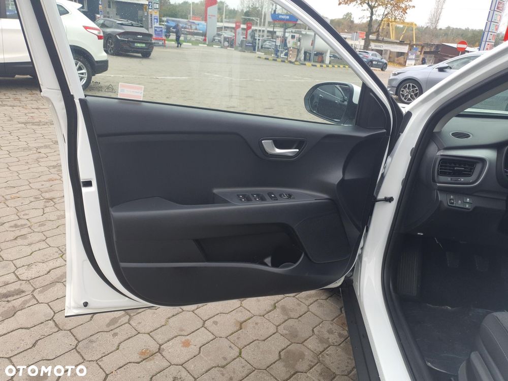 Kia Stonic 1.2 M - 10