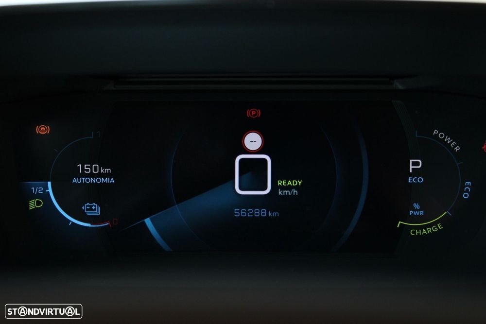 Peugeot e-2008 Allure - 30