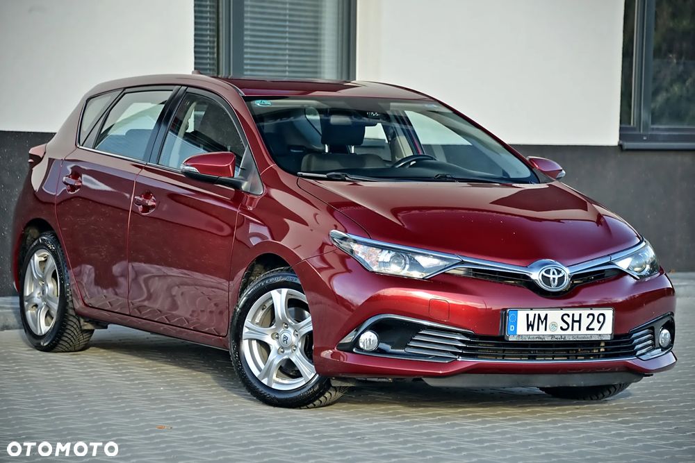 Toyota Auris 1.2 T Dynamic - 12