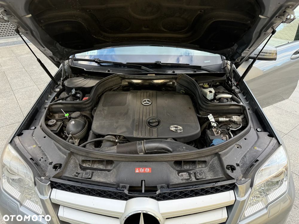Mercedes-Benz GLK 220 CDI (BlueEFFICIENCY) - 8
