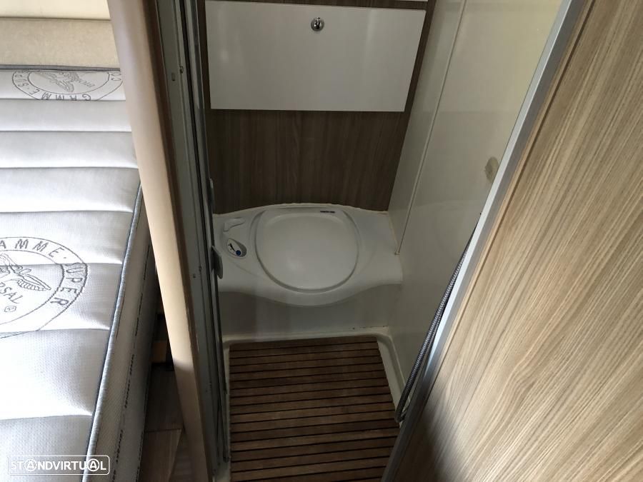 Autostar Privilege P650LC c.central e basculante - 32