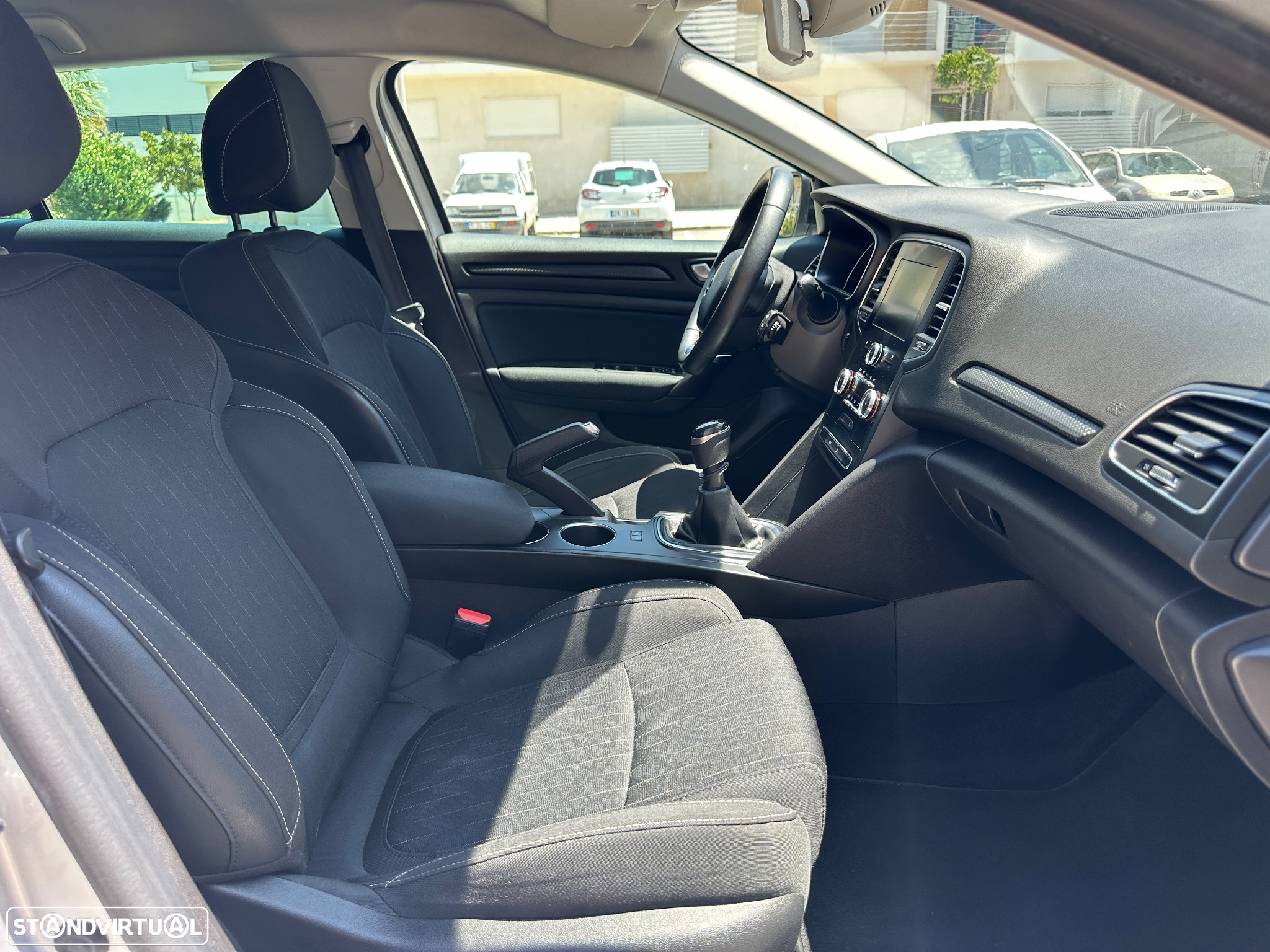 Renault Mégane Sport Tourer 1.5 Blue dCi Limited - 9