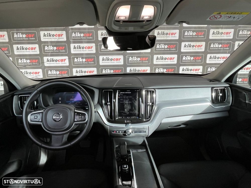 Volvo XC 60 2.0 B4 R-Design Geartronic - 34