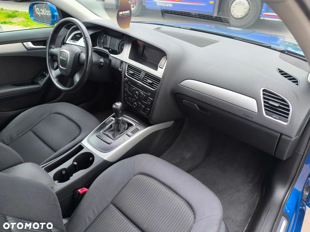 Audi A4 Avant 2.0 TDI DPF Ambition - 14