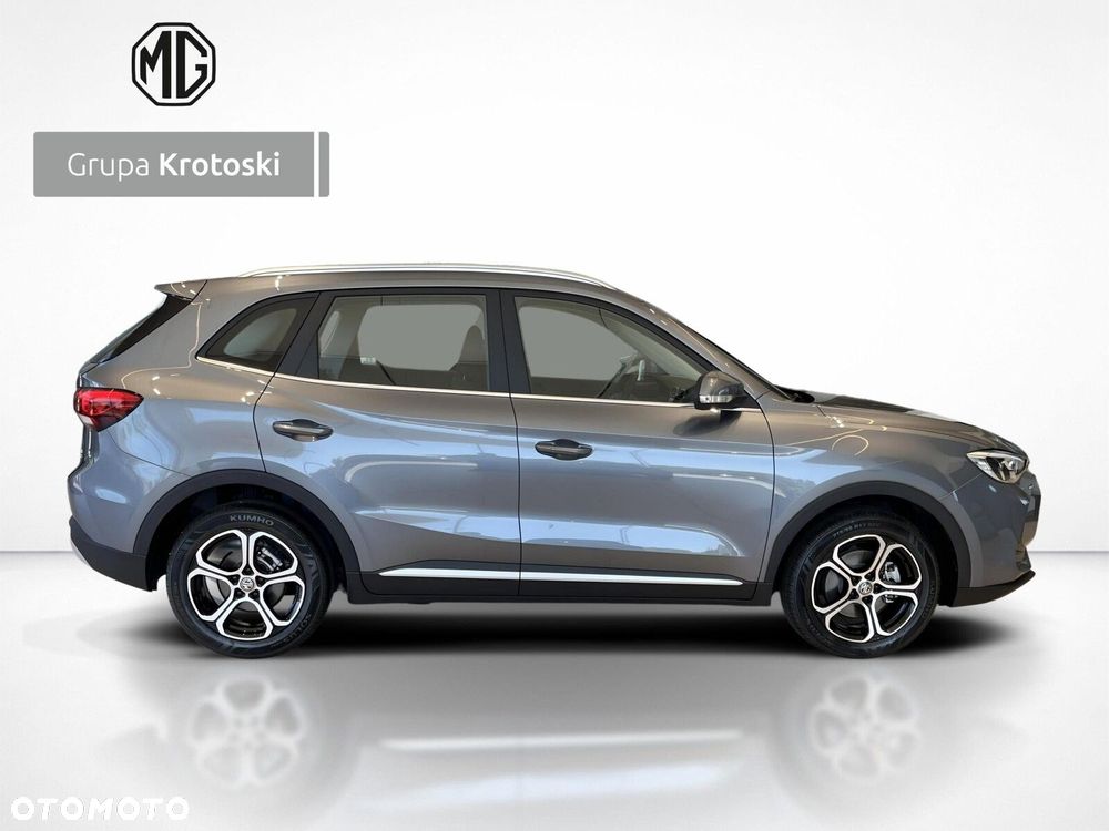 MG ZS Hybrid+ - 6