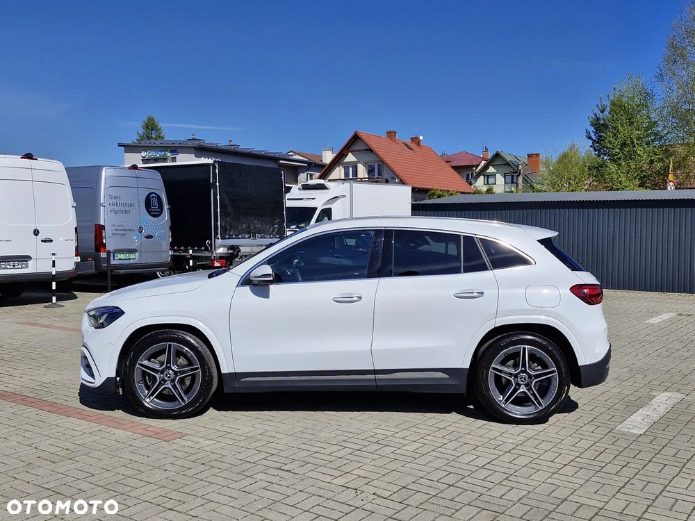 Mercedes-Benz GLA 200 mHEV AMG Line 7G-DCT - 2