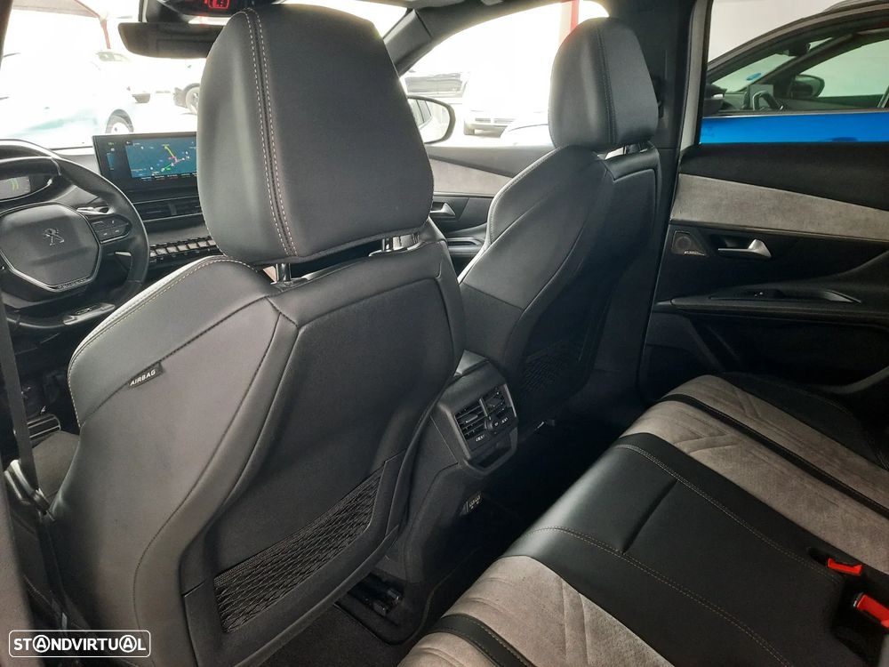 Peugeot 3008 1.6 Hybrid4 GT Line e-EAT8 - 34