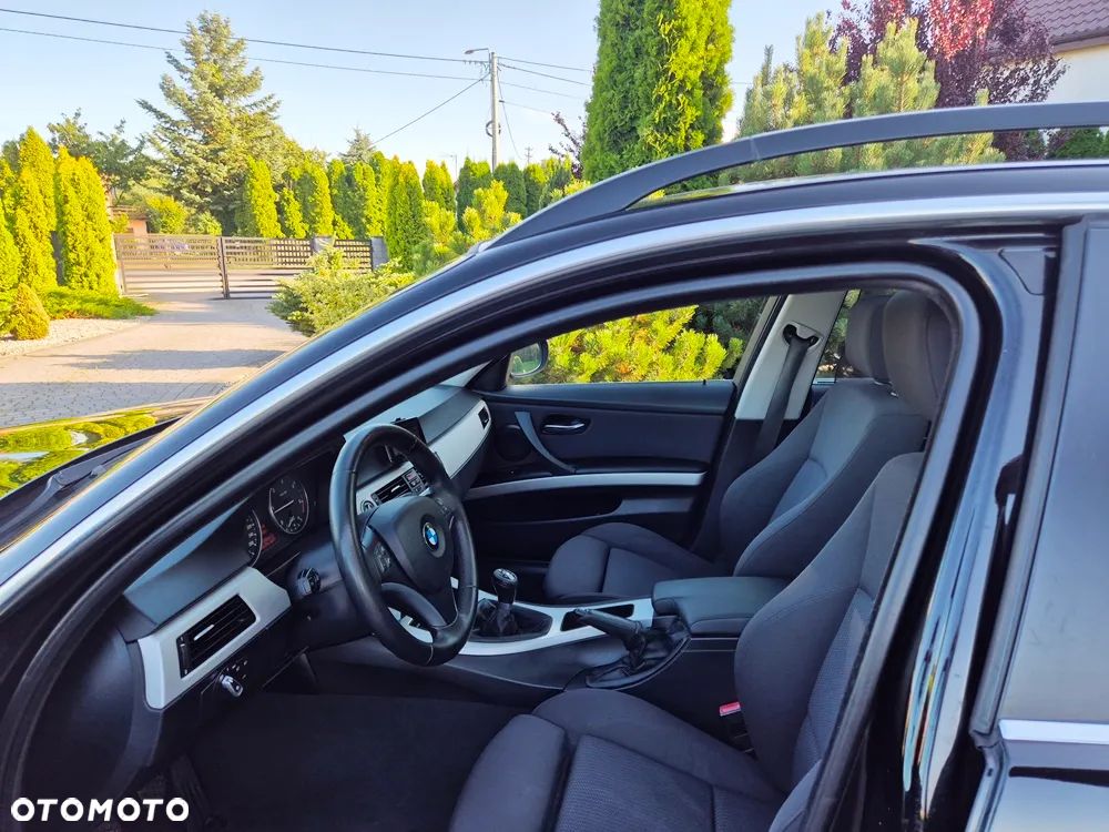 BMW Seria 3 320d - 9