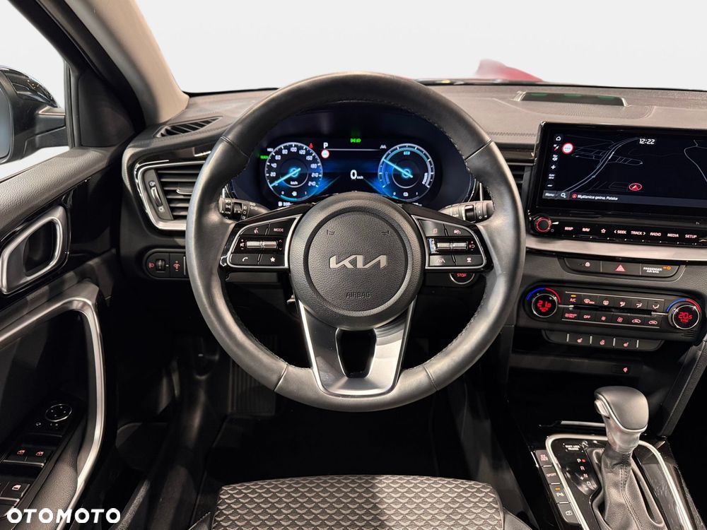 Kia XCeed - 18