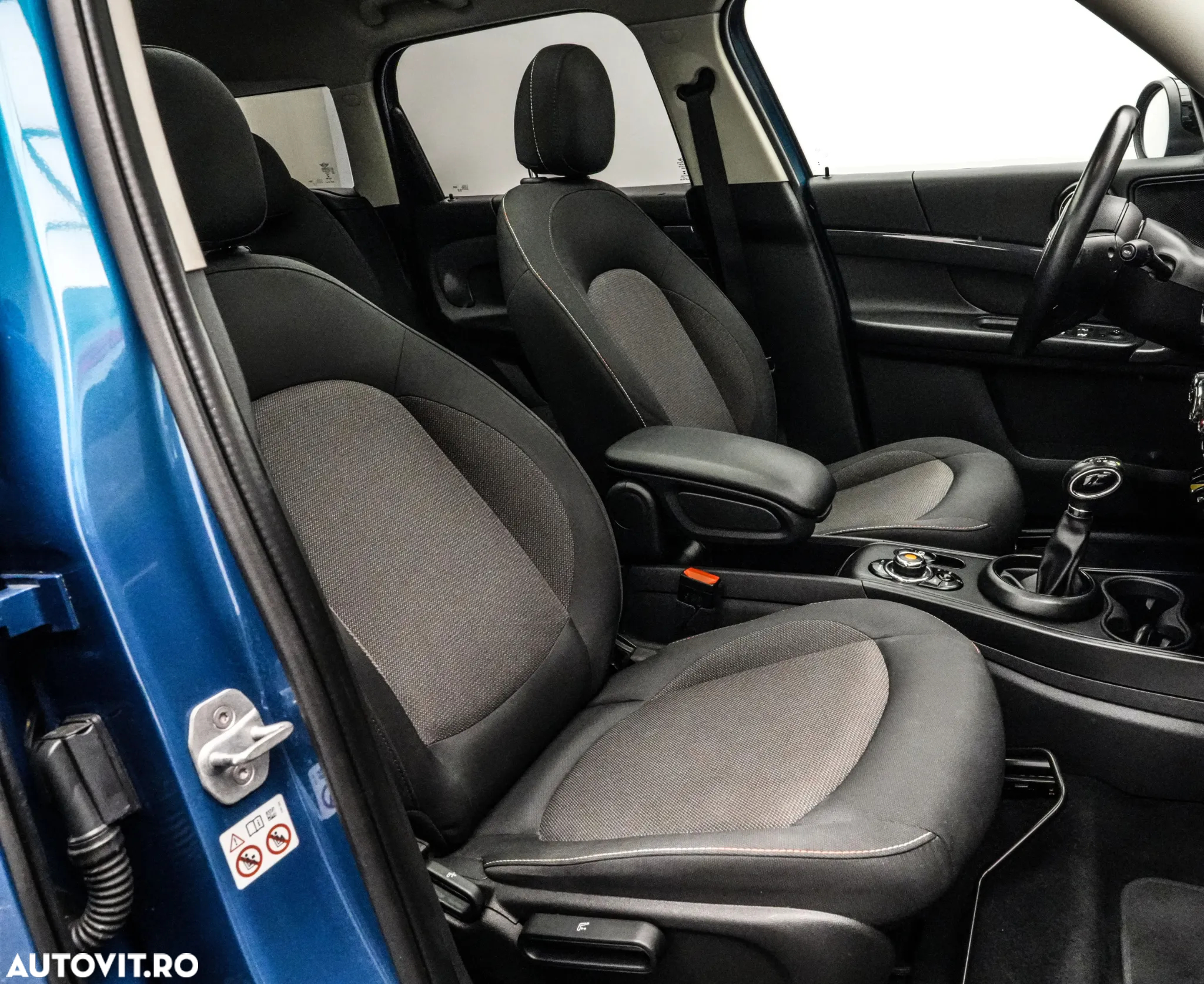 Mini Countryman Cooper S E ALL4 AT - 16