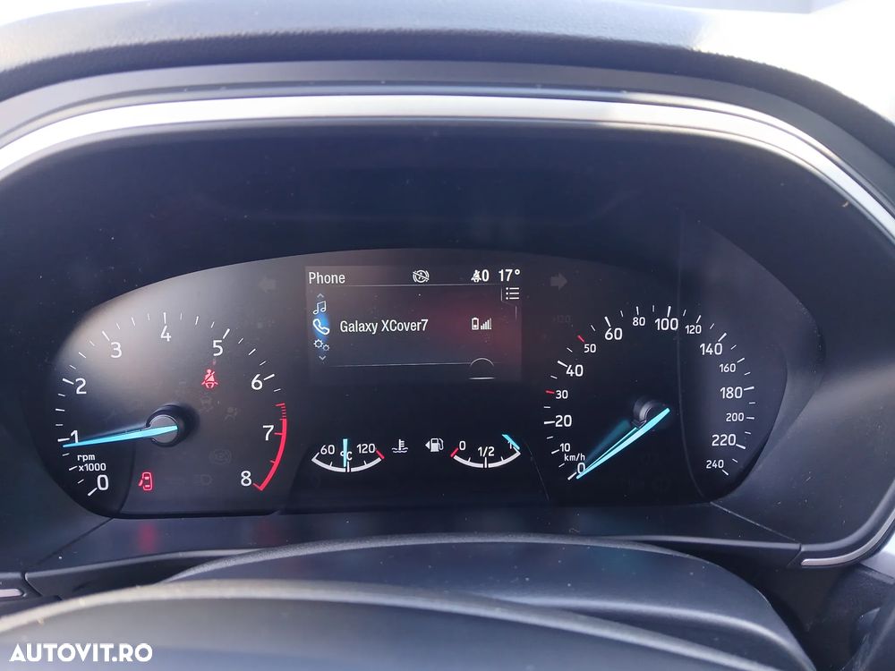 Ford Focus 1.0 EcoBoost Connected - 34