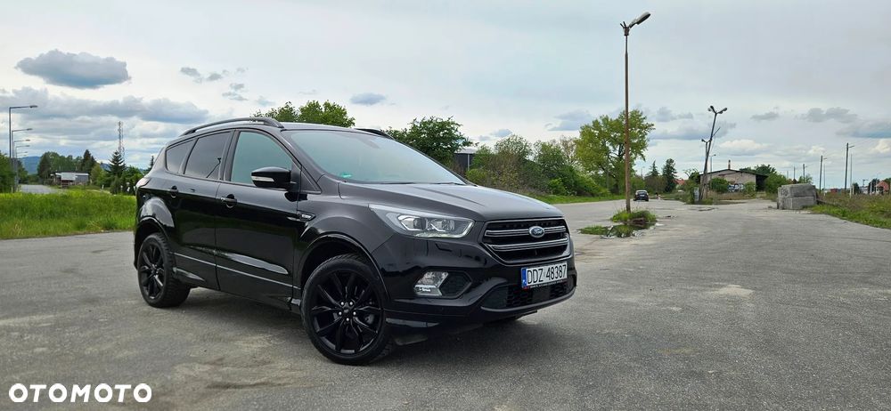 Ford Kuga 1.5 EcoBoost 2x4 ST-Line - 3