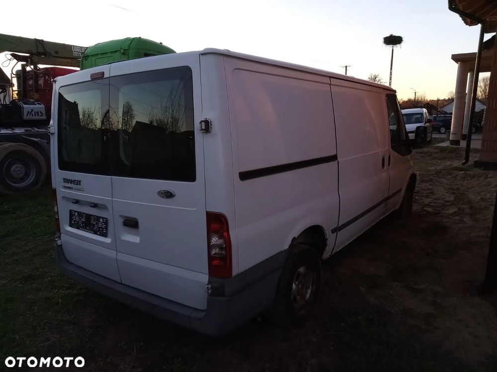 Ford Transit - 5