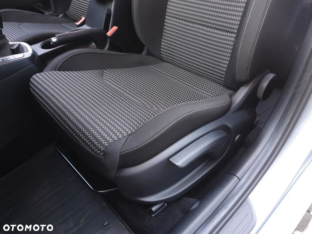 Kia Ceed 1.5 T-GDI M - 12