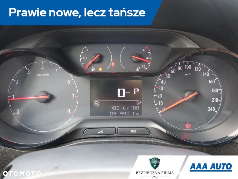 Opel Crossland X - 12