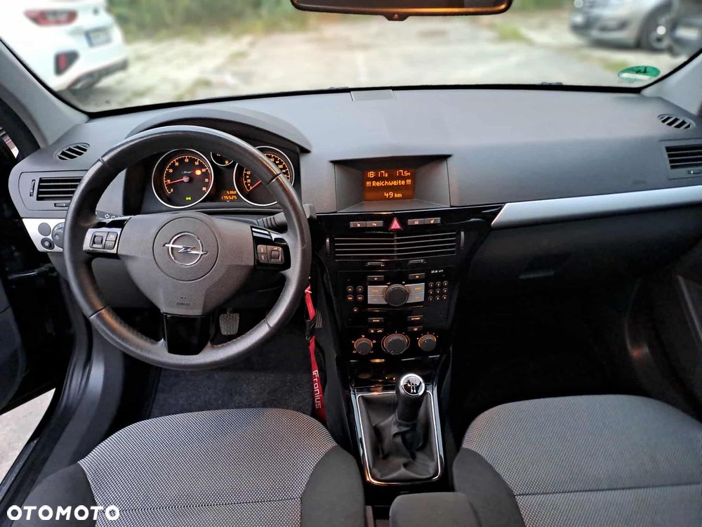 Opel Astra 1.6 - 15