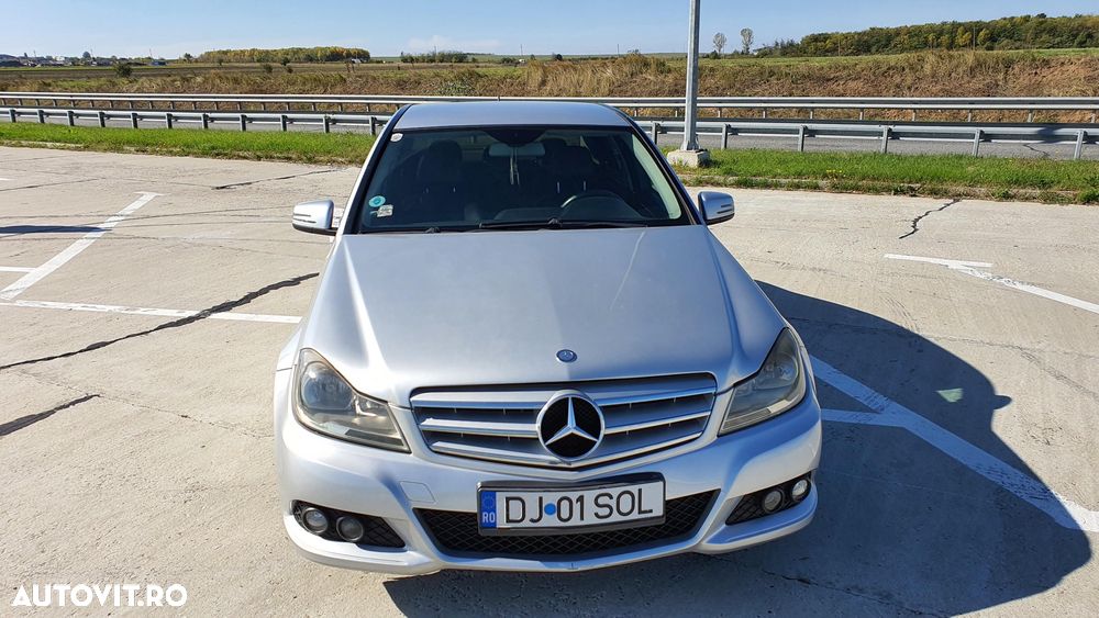 Mercedes-Benz C - 4
