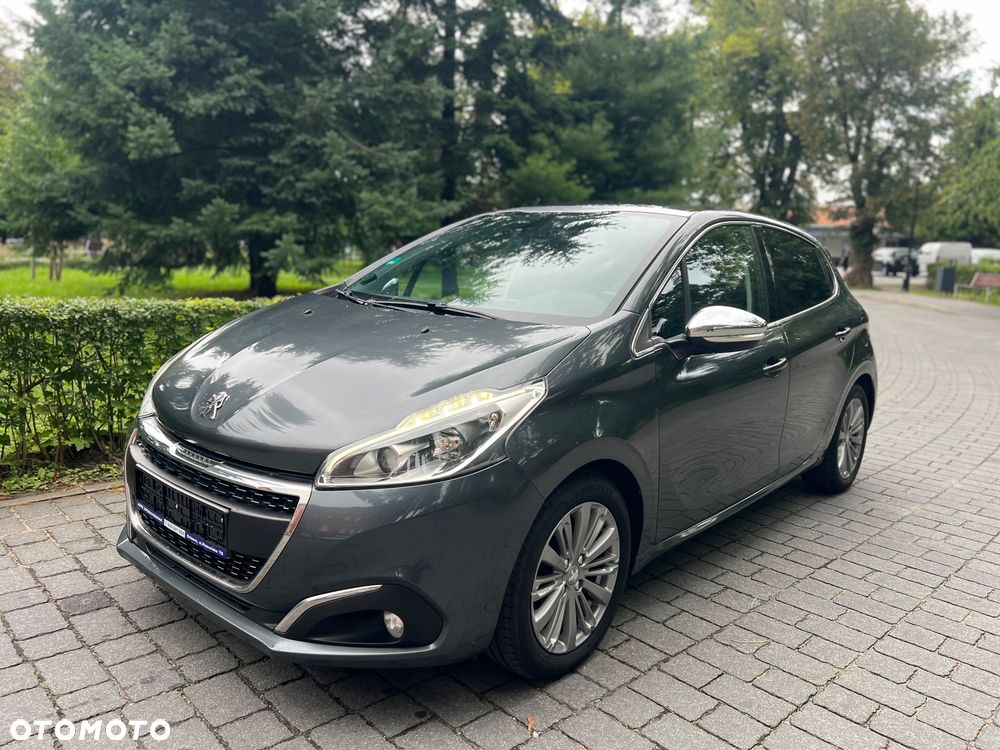 Peugeot 208 1.6 BlueHDi Allure S&S - 19