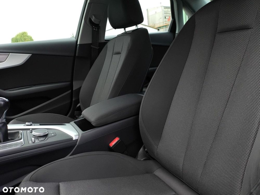 Audi A4 Limousine 2.0 TDI - 25