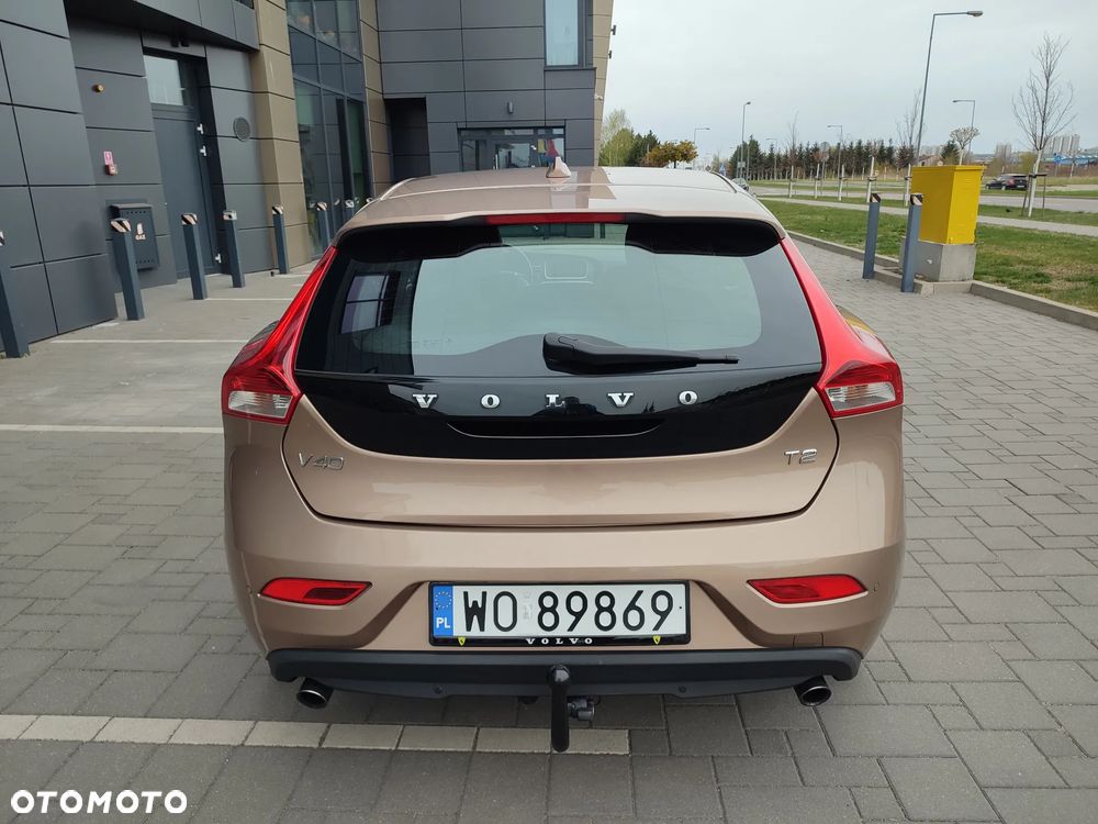 Volvo V40 T2 Summum - 4