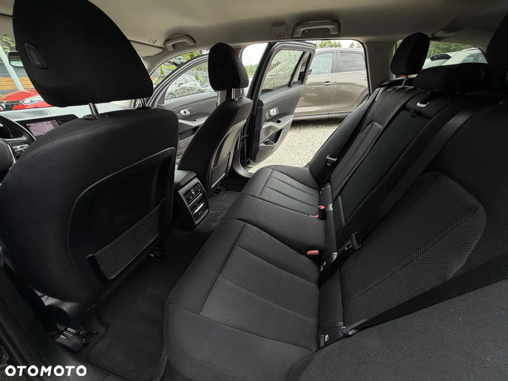 BMW Seria 3 320d Advantage - 20