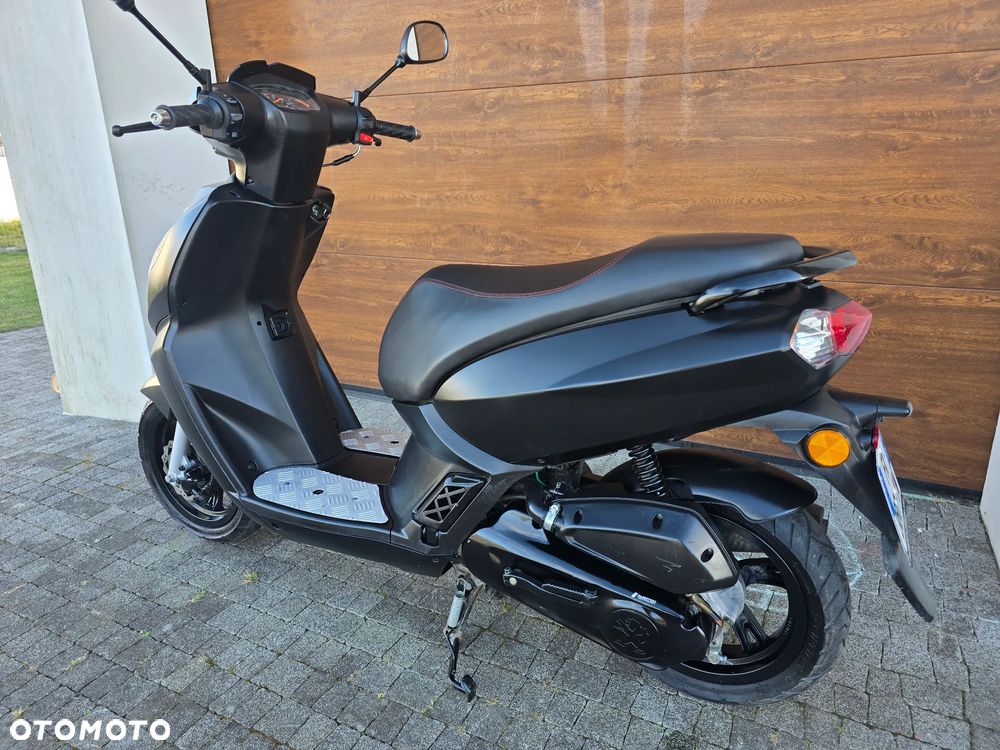 Peugeot Kisbee - 24